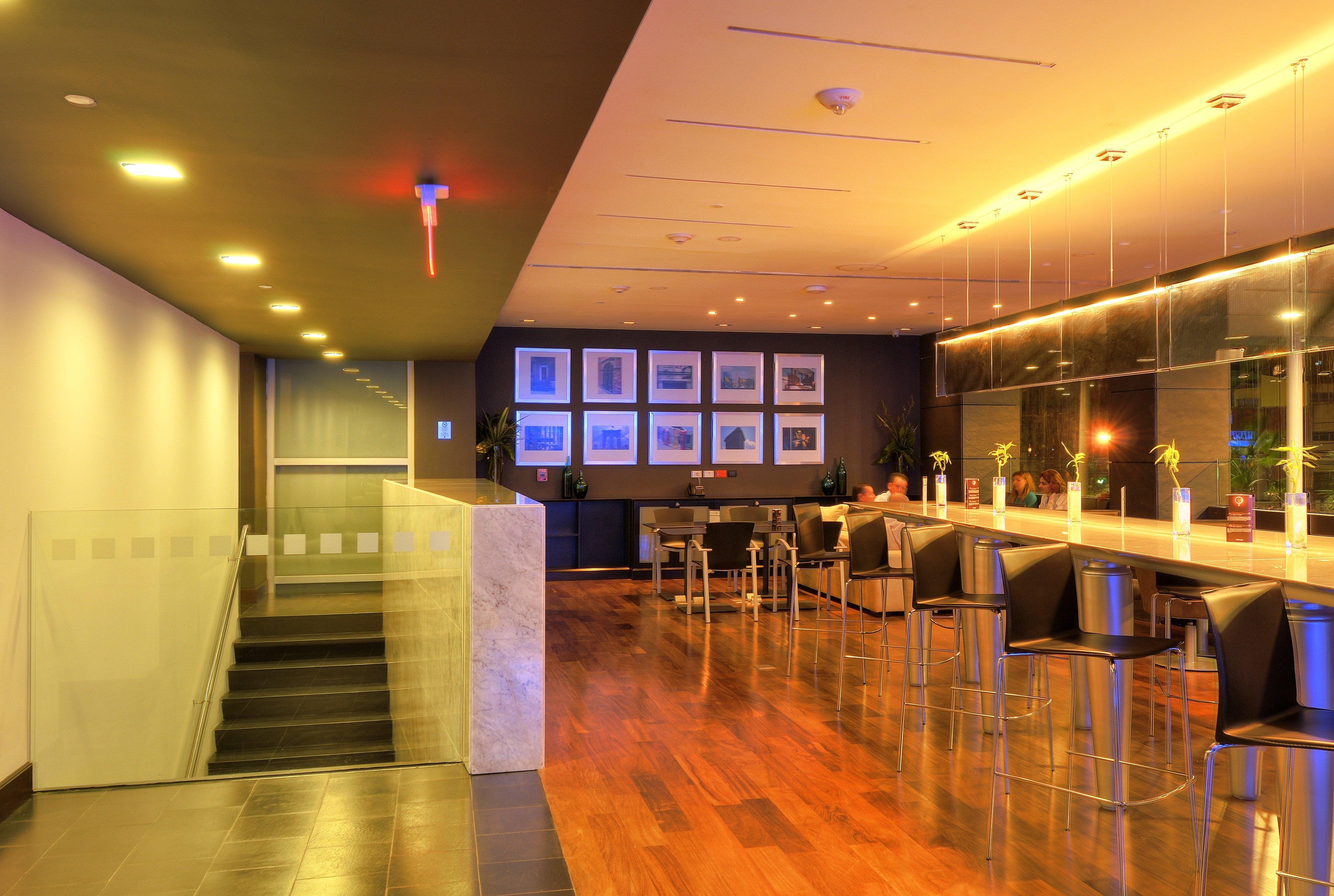 圣多明各假日套房酒店 聖多明哥 外观 照片 The Star Alliance Gold Lounge at Hong Kong International Airport